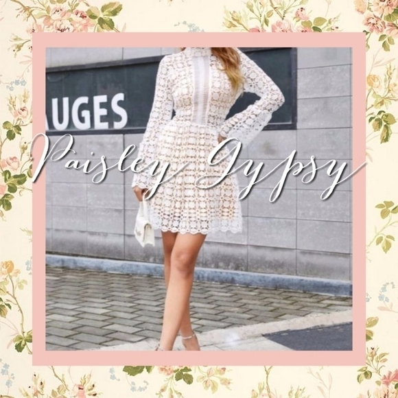 LACE ROMANTIC SPECIAL EVENT DRESS - Picture 3 of 13